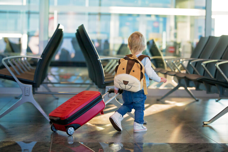 4 Best Practices for Traveling With Shared Custody of Kids